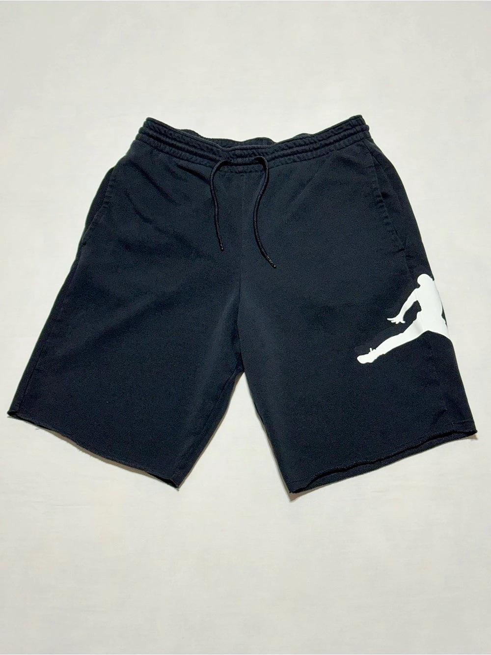 Jordan Standard Fit Jumpman Athletic Shorts in Black & White Size Medium
